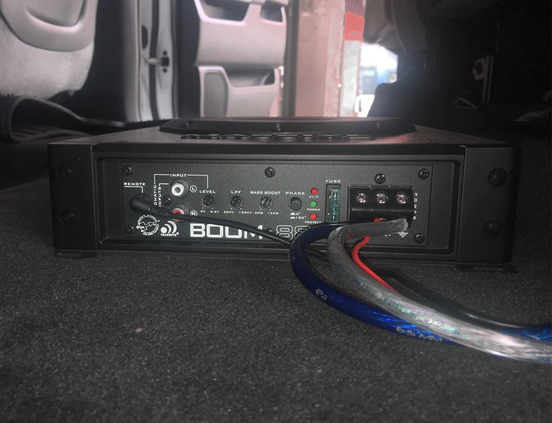Massive BOOM88 - 8" 400 WATTS RMS HIDEAWAY UNDER SEAT POWERED SUBWOOFER, CLIP LED, BASS BOOST, 180º PHASE SHIFT