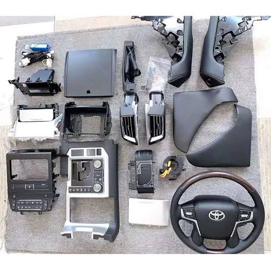 Toyota Land Cruiser FJ200 Interior Conversion Kit 2008 To 2018 | Interior with OEM Multimedia Panel And Steering